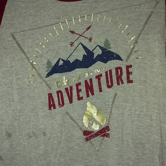 Gray and Maroon Adventure Tee - Picture 3 of 7